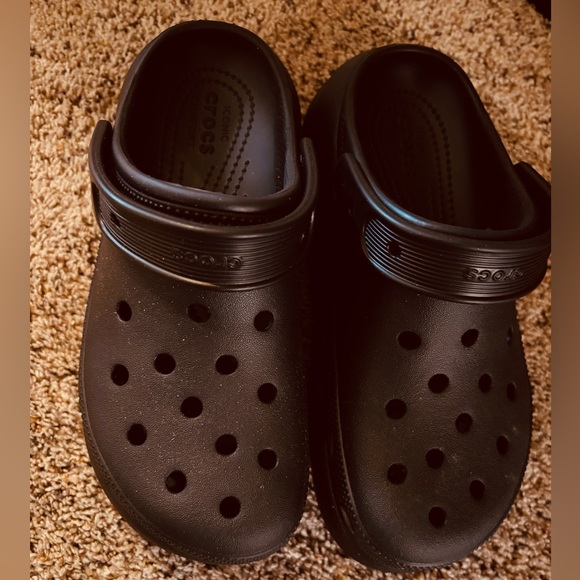 CROCS Classic Crush Womens Crocs - Women's size 7 / Men's size 5 - Picture 2 of 8